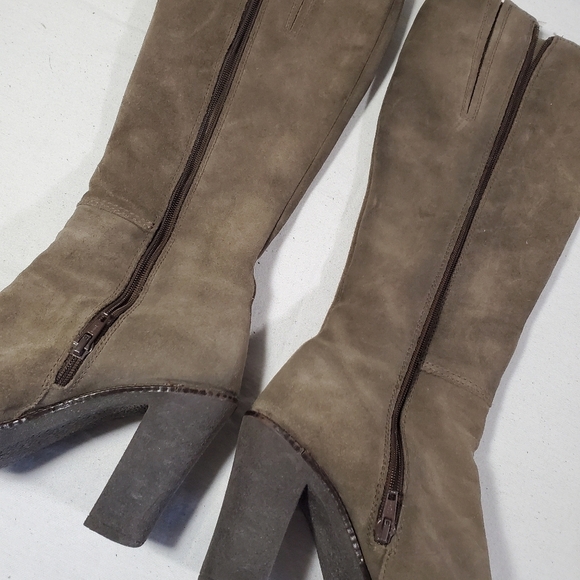 La Canadienne Suede Heeled Boots Size 6 Taupe Grey EU 36 - Picture 6 of 16